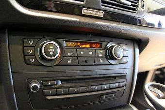 BMW X1, 2.0 л, АКПП, 2010 фото 2
