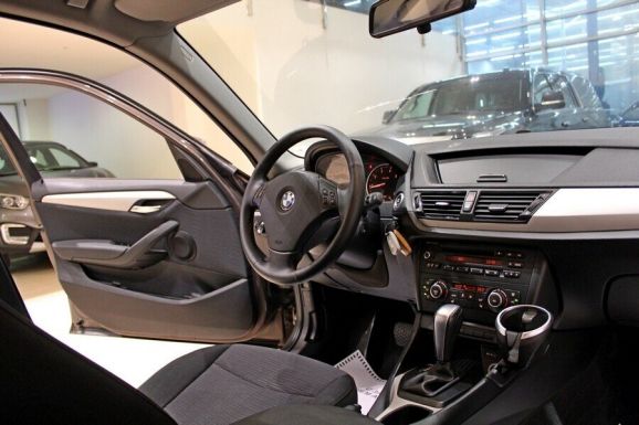 BMW X1, 2.0 л, АТ, 2014 фото 7