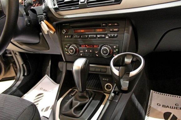 BMW X1, 2.0 л, АТ, 2014 фото 9
