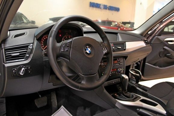 BMW X1, 2.0 л, АТ, 2014 фото 2