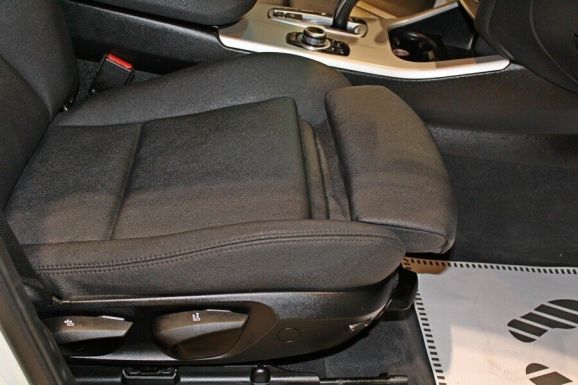 BMW X3, 2.0 л, АТ, 2012 фото 9