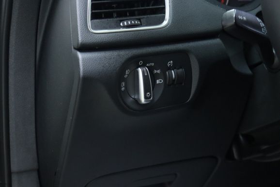 Audi Q3, 2.0 л, Робот, 2014 фото 11