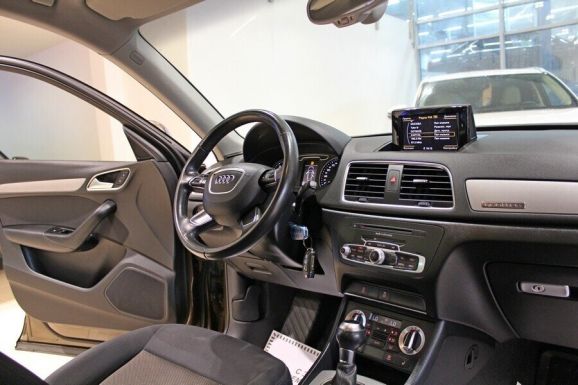 Audi Q3, 2.0 л, Робот, 2012 фото 7