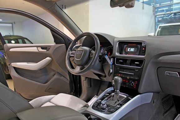 Audi Q5, 2.0 л, Робот, 2012 фото 7