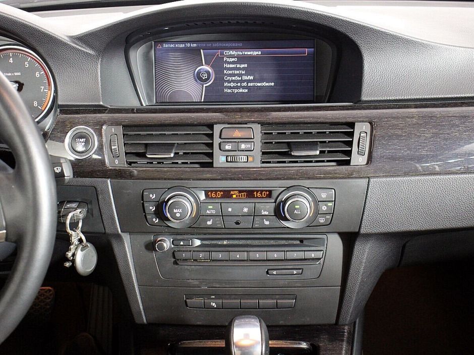 BMW 3 серии, 2.5 л, АТ, 2011 фото 2