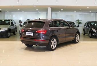 Audi Q5, 2.0 л, РКПП, 2011 фото 6