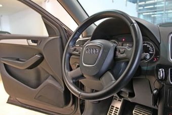 Audi Q5, 2.0 л, РКПП, 2011 фото 9