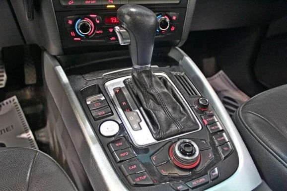 Audi Q5, 2.0 л, Робот, 2011 фото 12