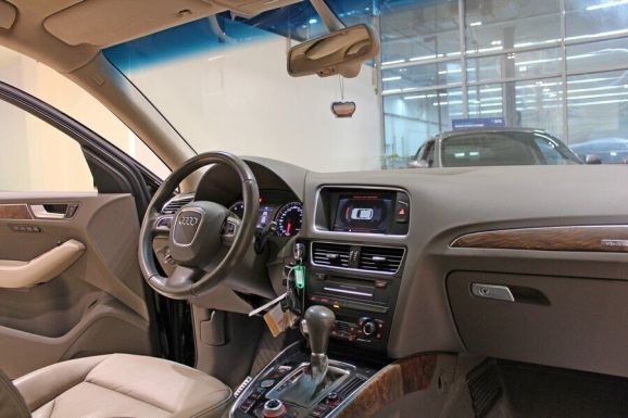 Audi Q5, 2.0 л, Робот, 2011 фото 7