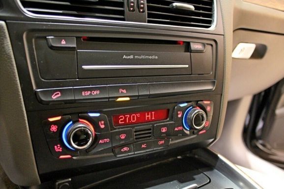 Audi Q5, 2.0 л, Робот, 2011 фото 12