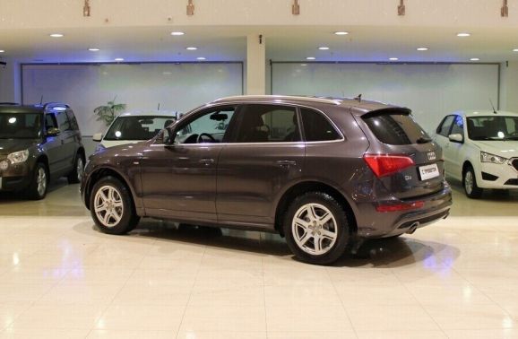 Audi Q5, 3.0 л, Робот, 2009 фото 4