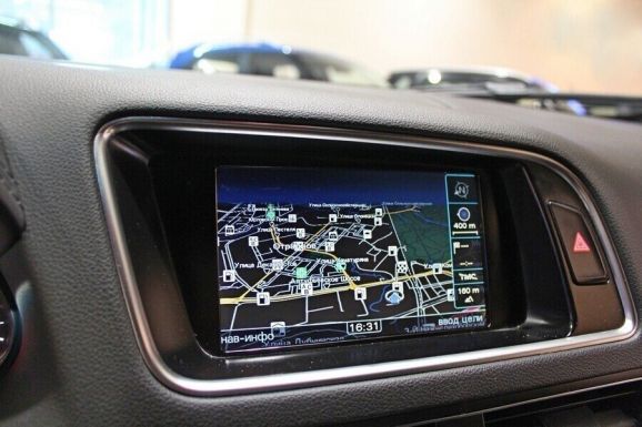 Audi Q5, 3.0 л, Робот, 2009 фото 8