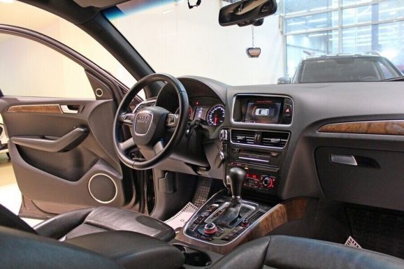 Audi Q5, 3.0 л, Робот, 2009 фото 9