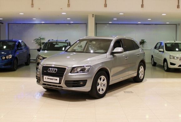Audi Q5, 2.0 л, Робот, 2010 фото 3