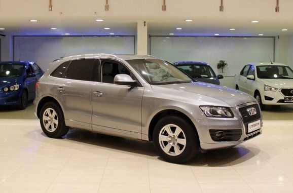 Audi Q5, 2.0 л, Робот, 2010 фото 5
