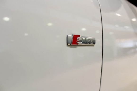 Audi Q5, 2.0 л, АТ, 2015 фото 1