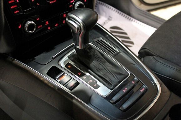 Audi Q5, 2.0 л, АТ, 2015 фото 2