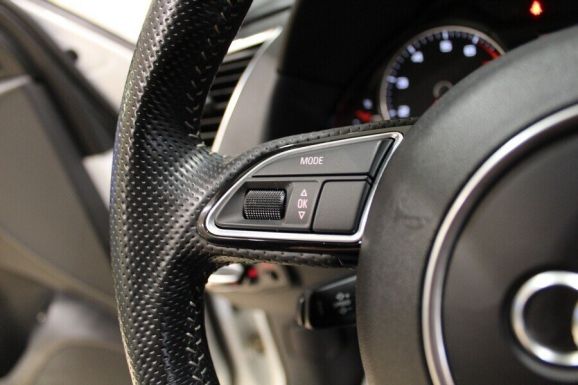 Audi Q5, 2.0 л, АТ, 2015 фото 1