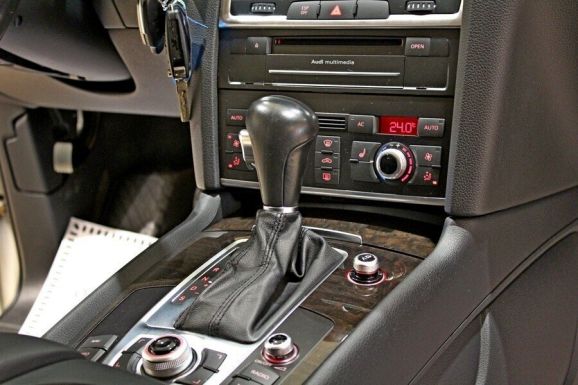 Audi Q7, 4.2 л, АТ, 2010 фото 12