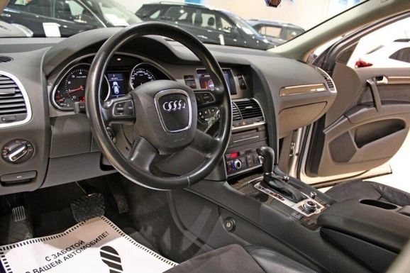 Audi Q7, 4.2 л, АТ, 2010 фото 13