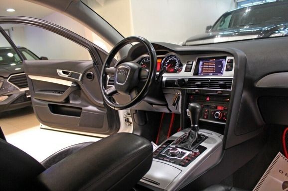 Audi A6, 2.8 л, АТ, 2010 фото 7