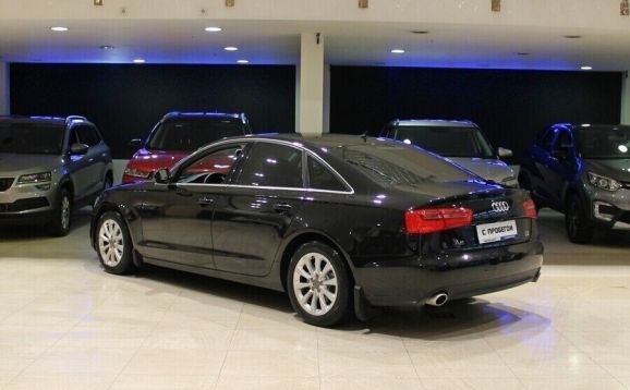 Audi A6, 2.8 л, Робот, 2012 фото 6