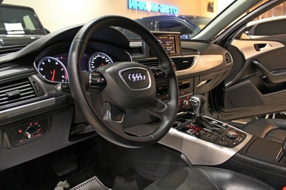 Audi A6, 2.8 л, Робот, 2012 фото 9