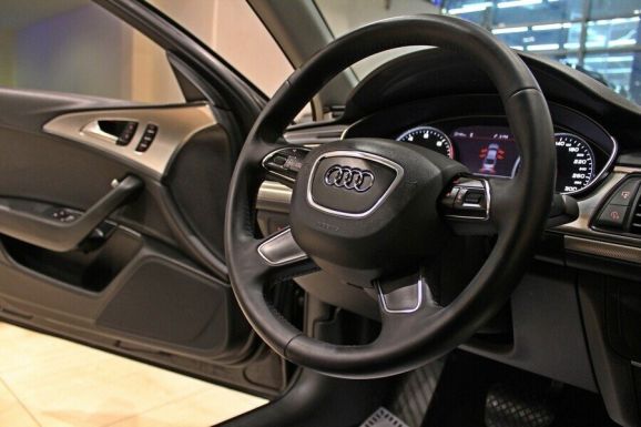 Audi A6, 2.8 л, Робот, 2012 фото 12