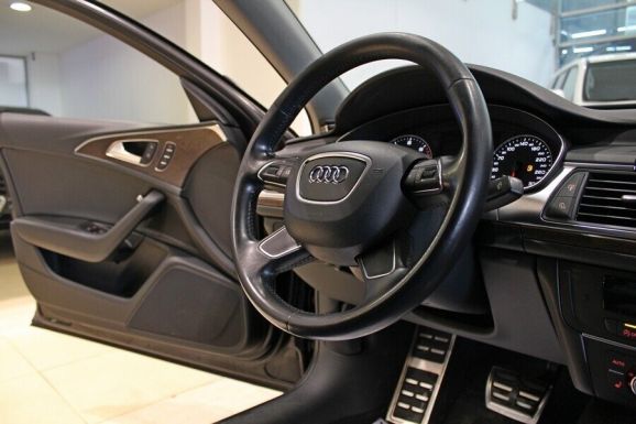 Audi A6, 2.0 л, Вариатор, 2011 фото 12