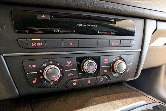 Audi A6, 2.0 л, Вариатор, 2011 фото 2