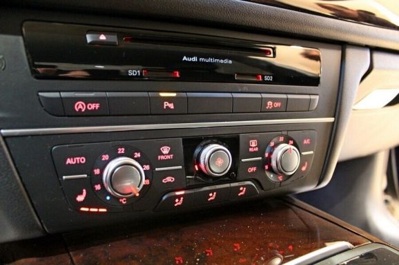 Audi A6, 2.0 л, Вариатор, 2013 фото 1