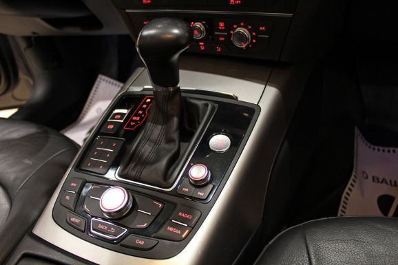 Audi A6, 2.0 л, Вариатор, 2011 фото 9