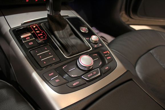 Audi A6, 2.0 л, Вариатор, 2011 фото 11