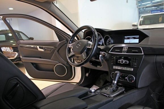Mercedes-Benz C-Класс, 1.6 л, АТ, 2014 фото 7