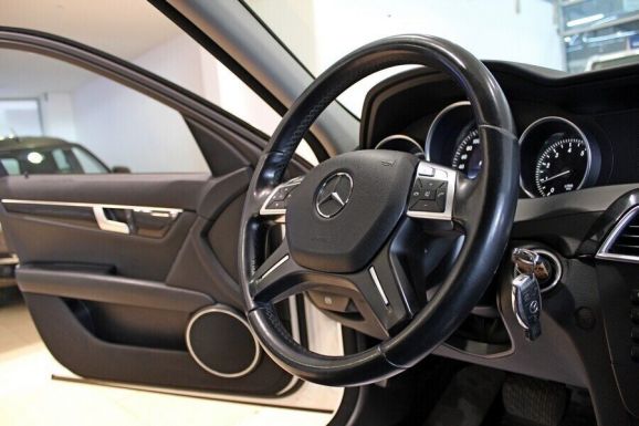 Mercedes-Benz C-Класс, 1.6 л, АТ, 2014 фото 2