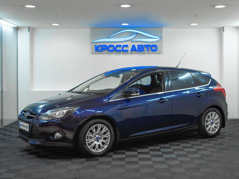 Ford Focus Titanium, 1.6 л, Робот, 2012 фото 3