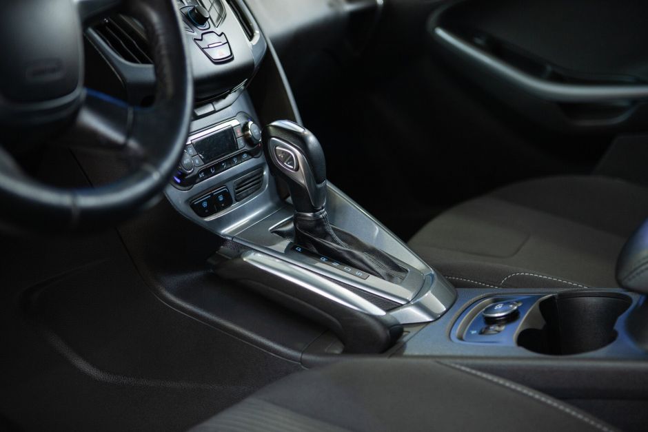 Ford Focus Titanium, 1.6 л, Робот, 2012 фото 11