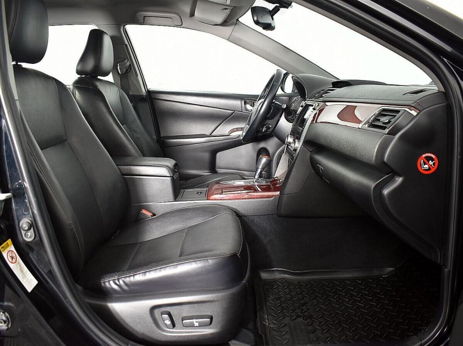 Toyota Camry, 2.5 л, АТ, 2012 фото 2