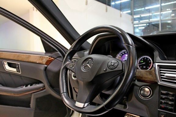 Mercedes-Benz E-Класс, 1.8 л, АТ, 2011 фото 11
