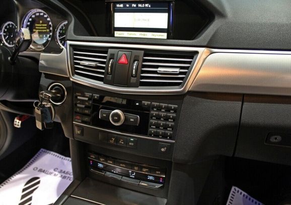 Mercedes-Benz E-Класс, 1.8 л, АТ, 2013 фото 9