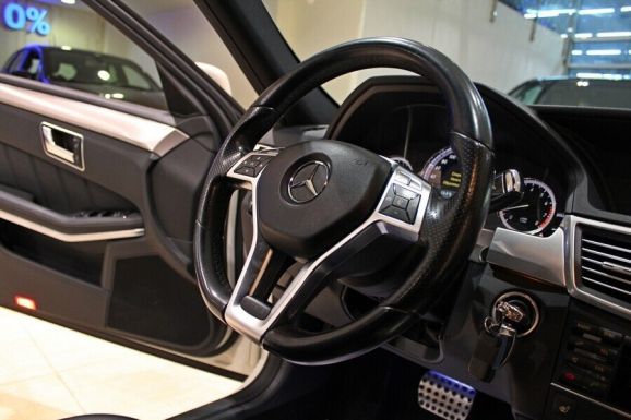 Mercedes-Benz E-Класс, 1.8 л, АТ, 2013 фото 10
