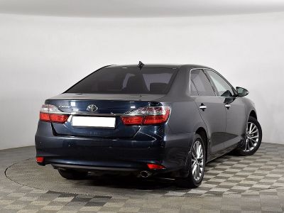 Toyota Camry, 2.5 л, АКПП, 2017 фото 4