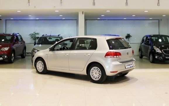 Volkswagen Golf, 1.4 л, Робот, 2011 фото 6