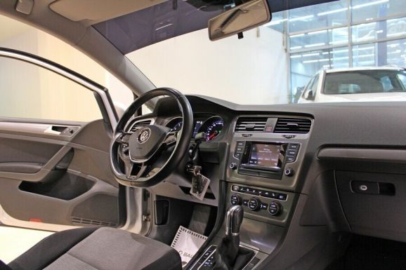 Volkswagen Golf, 1.2 л, Робот, 2014 фото 7