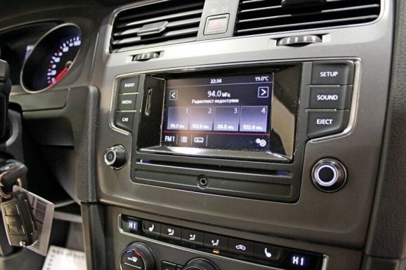 Volkswagen Golf, 1.2 л, Робот, 2014 фото 11