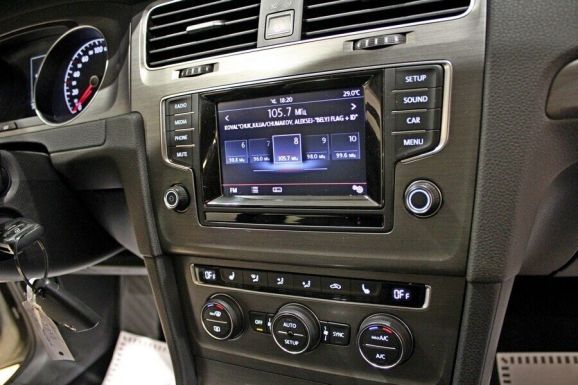 Volkswagen Golf, 1.4 л, Робот, 2015 фото 9