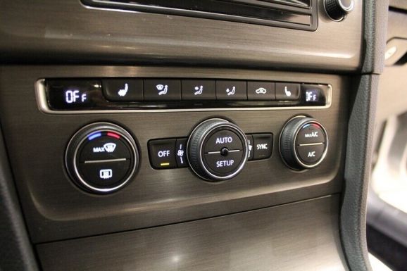 Volkswagen Golf, 1.4 л, Робот, 2015 фото 1