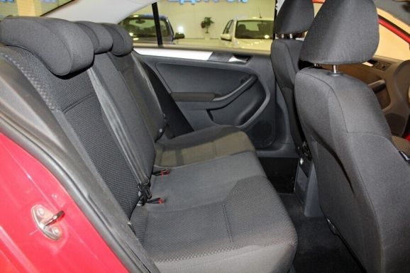 Volkswagen Jetta, 1.4 л, Робот, 2012 фото 8