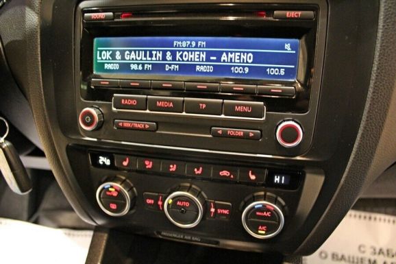 Volkswagen Jetta, 1.4 л, Робот, 2014 фото 8
