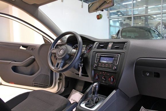 Volkswagen Jetta, 1.6 л, АТ, 2017 фото 7